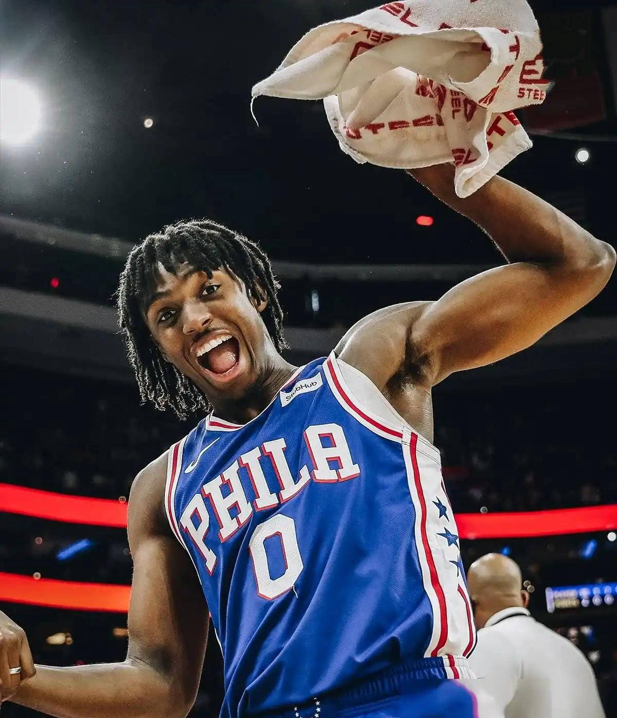 费城76人崛起，年轻天才马克西成关键